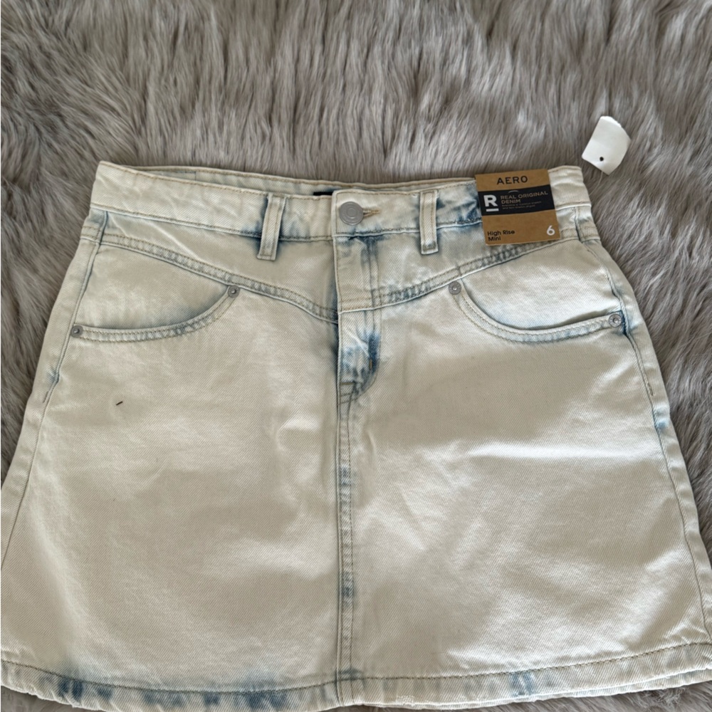 Aero high rise mini denim skirt Size 6 NWT